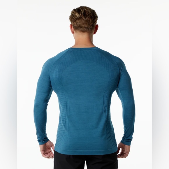 ALPHALETE OZONE LS TEE - Picture 2 of 8